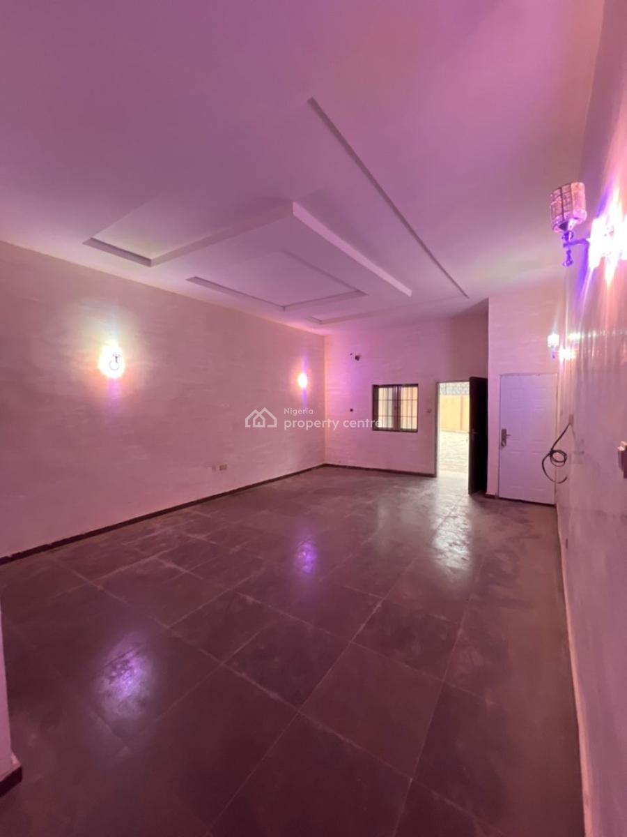 Grand and Very Spacious 6 Units of 3 Bedroom Apartments, Durumi, Abuja, House for Sale
