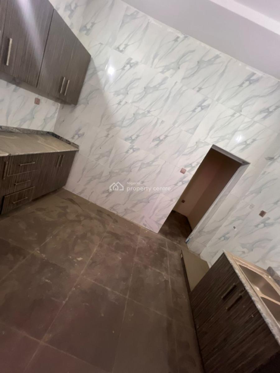 Grand and Very Spacious 6 Units of 3 Bedroom Apartments, Durumi, Abuja, House for Sale