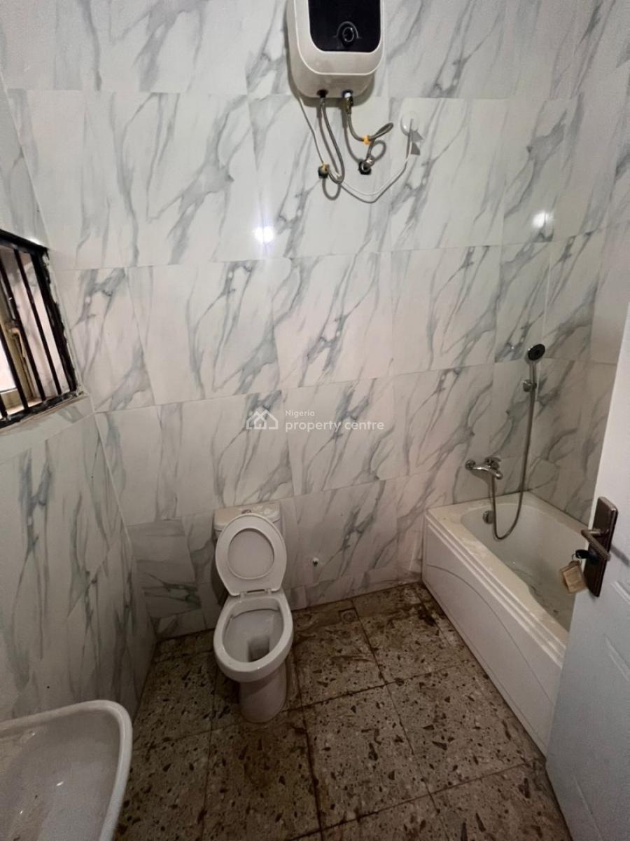 Grand and Very Spacious 6 Units of 3 Bedroom Apartments, Durumi, Abuja, House for Sale