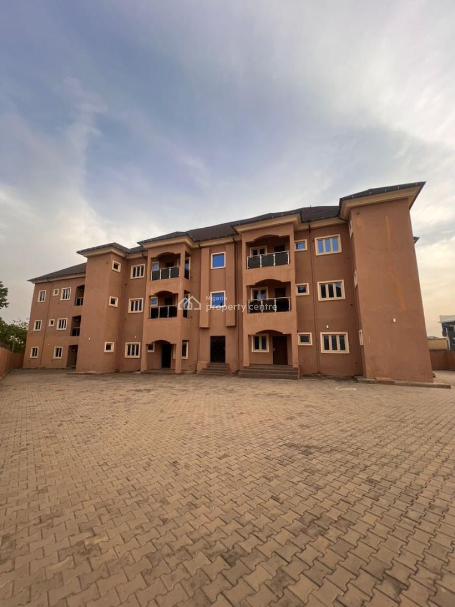 Grand and Very Spacious 6 Units of 3 Bedroom Apartments, Durumi, Abuja, House for Sale