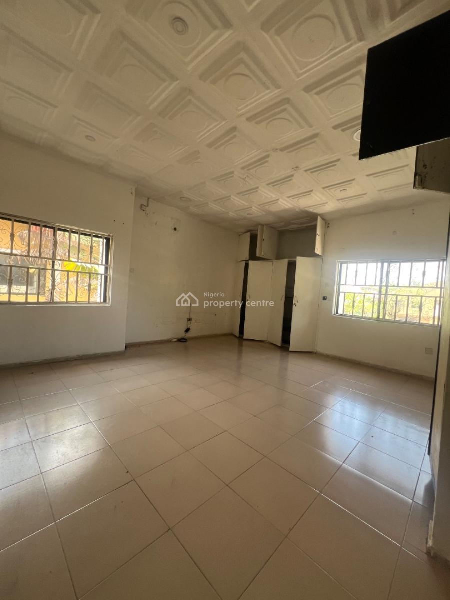 Standard Studio Apartment, Taiye Olowu 12 Lekki Phase 1, Lekki Phase 1, Lekki, Lagos, Self Contain (single Rooms) for Rent