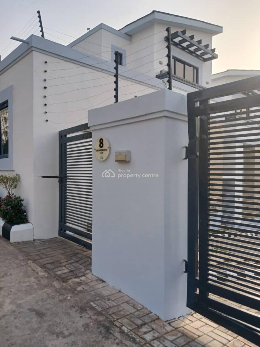 Standard and Well Maintained Four Bedrooms Terrace at Guzape Abuja, Guzape Abuja, Asokoro District, Abuja, House for Rent