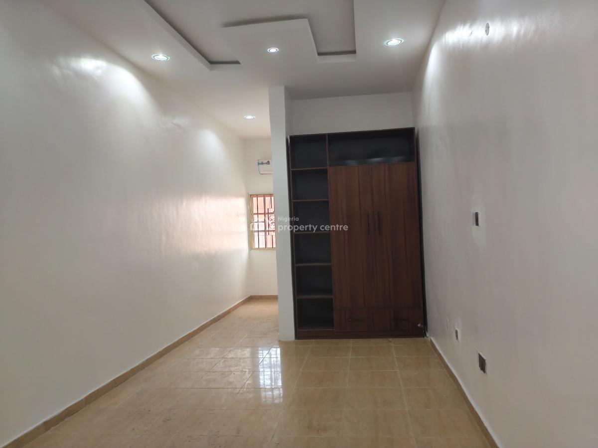 4 Bedroom Semi Detached House, Arepo, Berger, Arepo, Ogun, Semi-detached Duplex for Sale