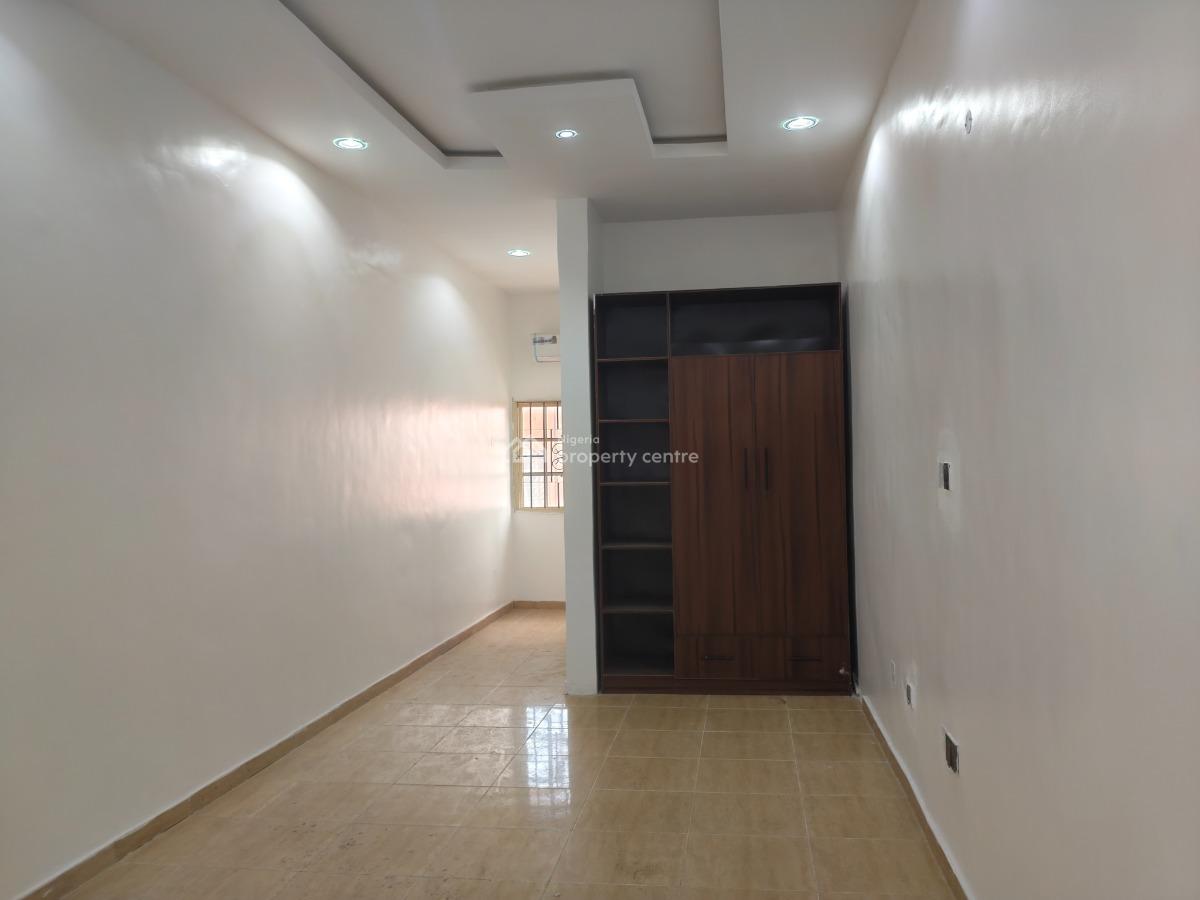 4 Bedroom Semi Detached House, Arepo, Berger, Arepo, Ogun, Semi-detached Duplex for Sale