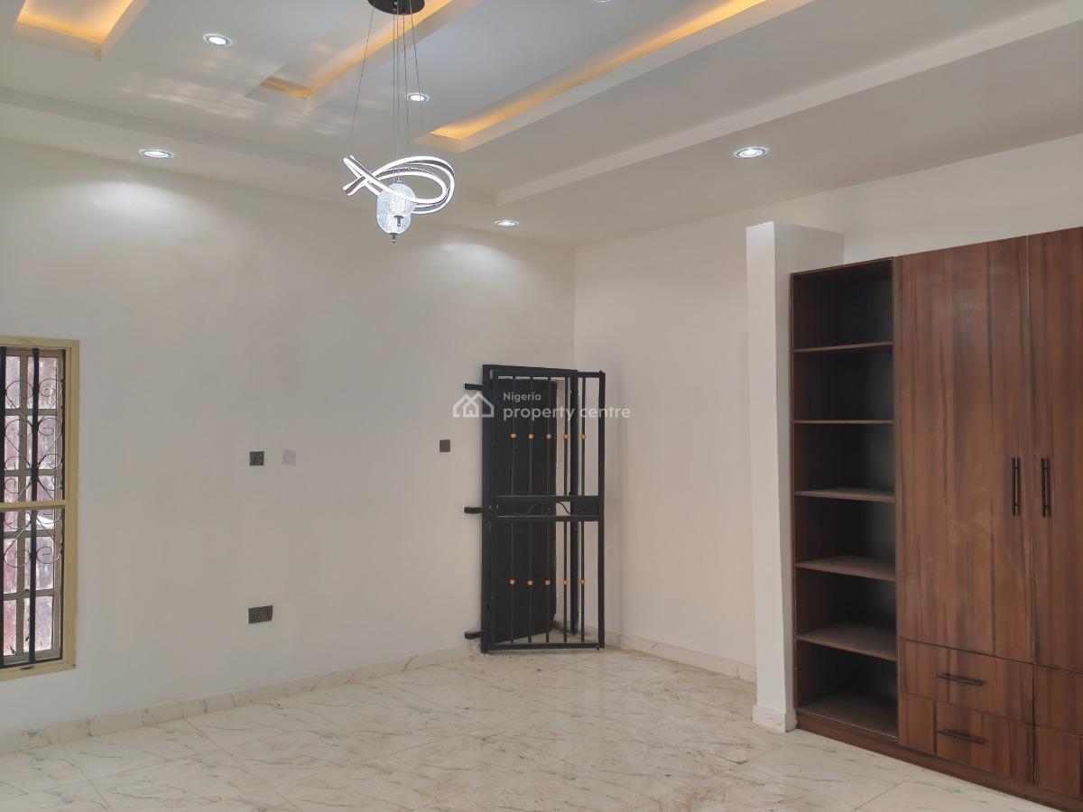 4 Bedroom Semi Detached House, Arepo, Berger, Arepo, Ogun, Semi-detached Duplex for Sale