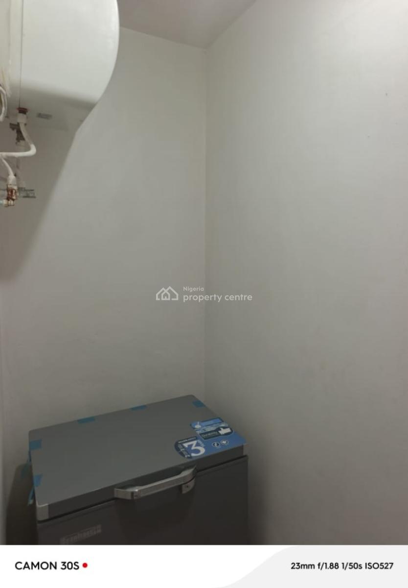 Spacious 3 Bedroom Apartment, Ikoyi, Lagos, Flat / Apartment for Sale