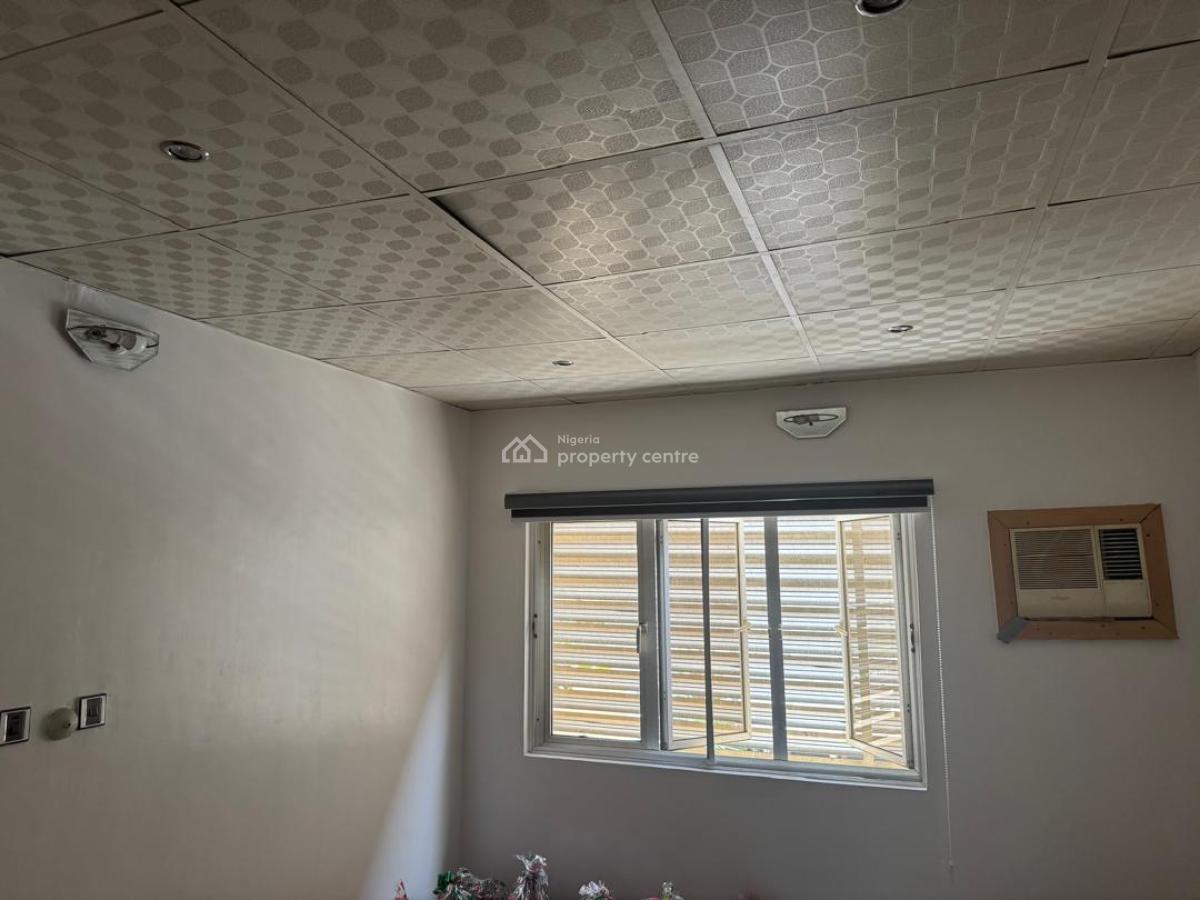 Spacious 3 Bedroom Apartment, Ikoyi, Lagos, Flat / Apartment for Sale