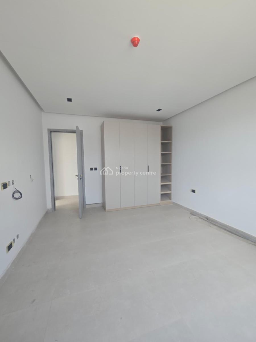 Luxury 3 Bedroom Apartment, Lekki Phase 1, Lekki, Lagos, Flat / Apartment for Sale