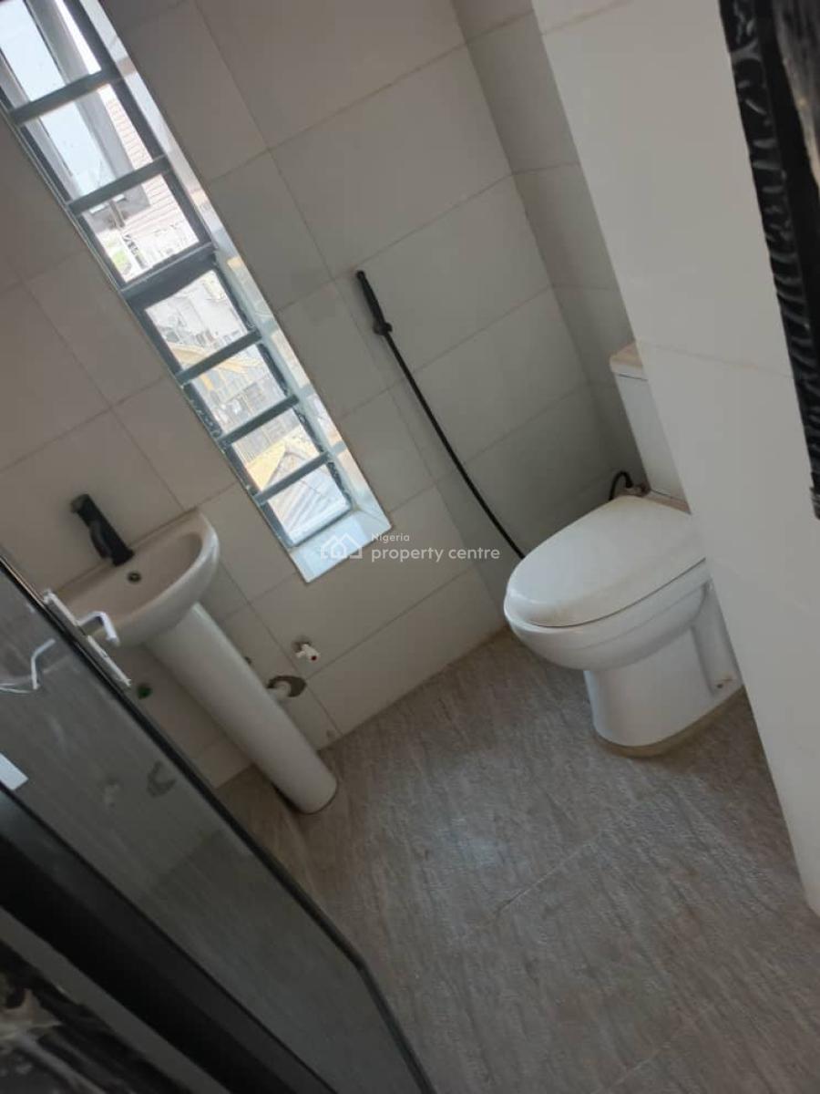 3 Bedroom Terrace Detached Omole Ext, Olowora Estate, Omole Phase 2, Ikeja, Lagos, Semi-detached Duplex for Sale