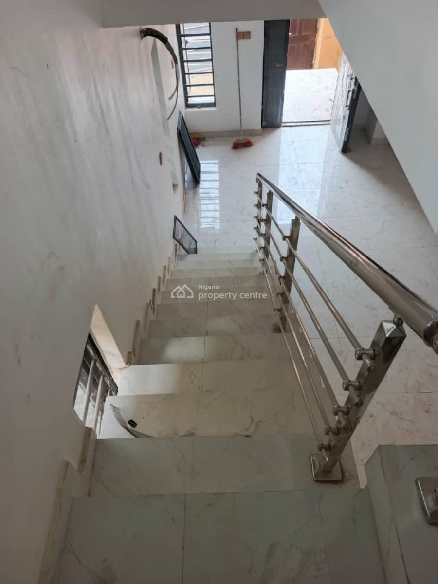 3 Bedroom Terrace Detached Omole Ext, Olowora Estate, Omole Phase 2, Ikeja, Lagos, Semi-detached Duplex for Sale