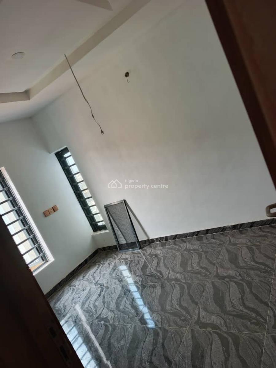 3 Bedroom Terrace Detached Omole Ext, Olowora Estate, Omole Phase 2, Ikeja, Lagos, Semi-detached Duplex for Sale