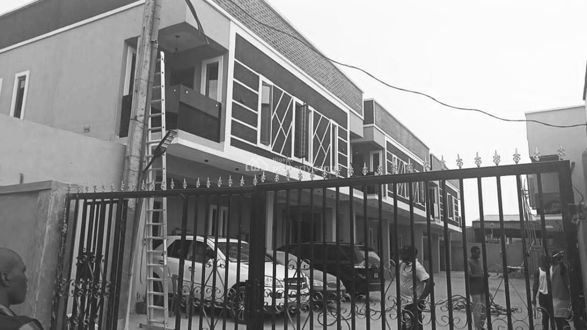 3 Bedroom Terrace Detached Omole Ext, Olowora Estate, Omole Phase 2, Ikeja, Lagos, Semi-detached Duplex for Sale