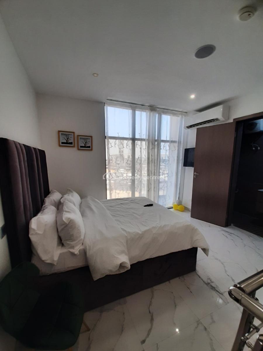 Furnished Or Unfurnished and Serviced with 24/7 Power Supply 1 Bedroom, Ikate Elegushi, Lekki, Lagos, Flat / Apartment for Rent