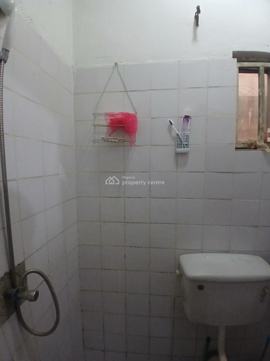 a Room Self Contained in an Estate(comes with a/c), Kaura, Abuja, Self Contain (single Rooms) for Rent