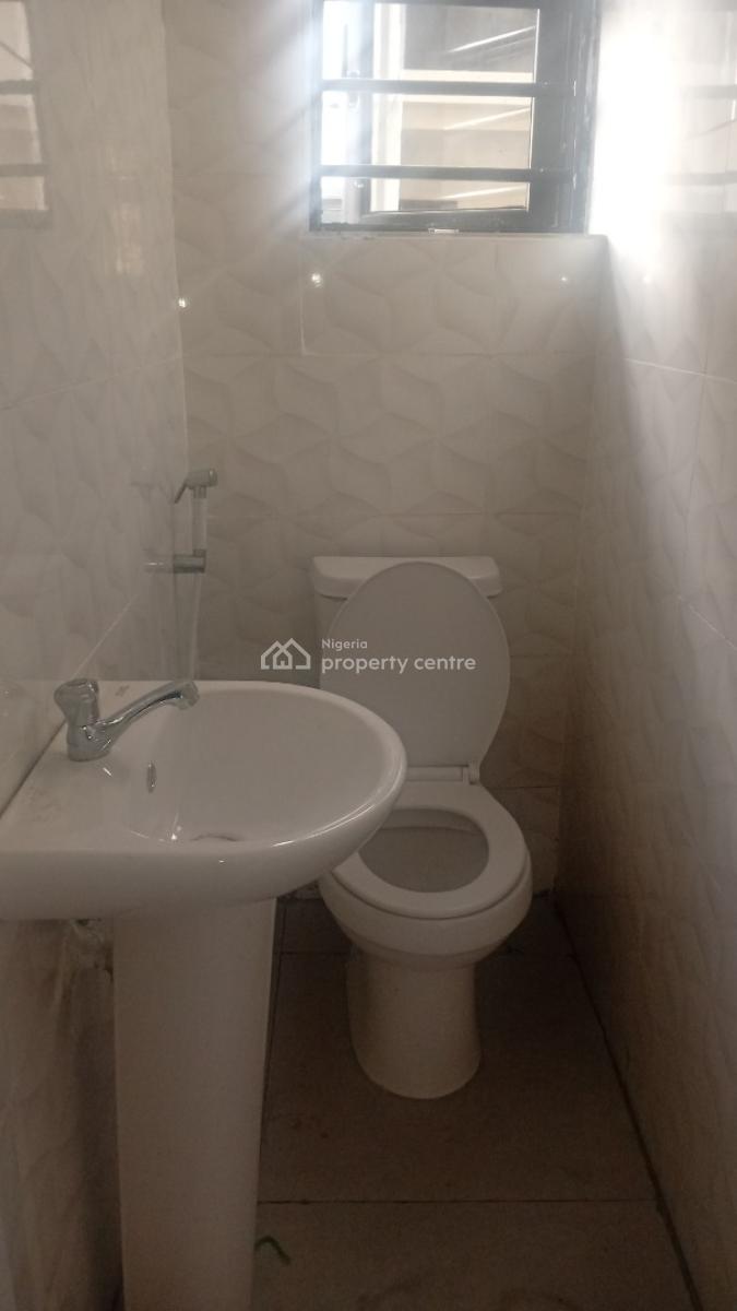 Exquisite and Brand New Tastefully Built 2bedroom, Sunny Villa Estate, Badore, Ajah, Lagos, Flat / Apartment for Rent