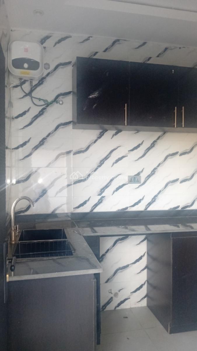 Exquisite and Brand New Tastefully Built 2bedroom, Sunny Villa Estate, Badore, Ajah, Lagos, Flat / Apartment for Rent