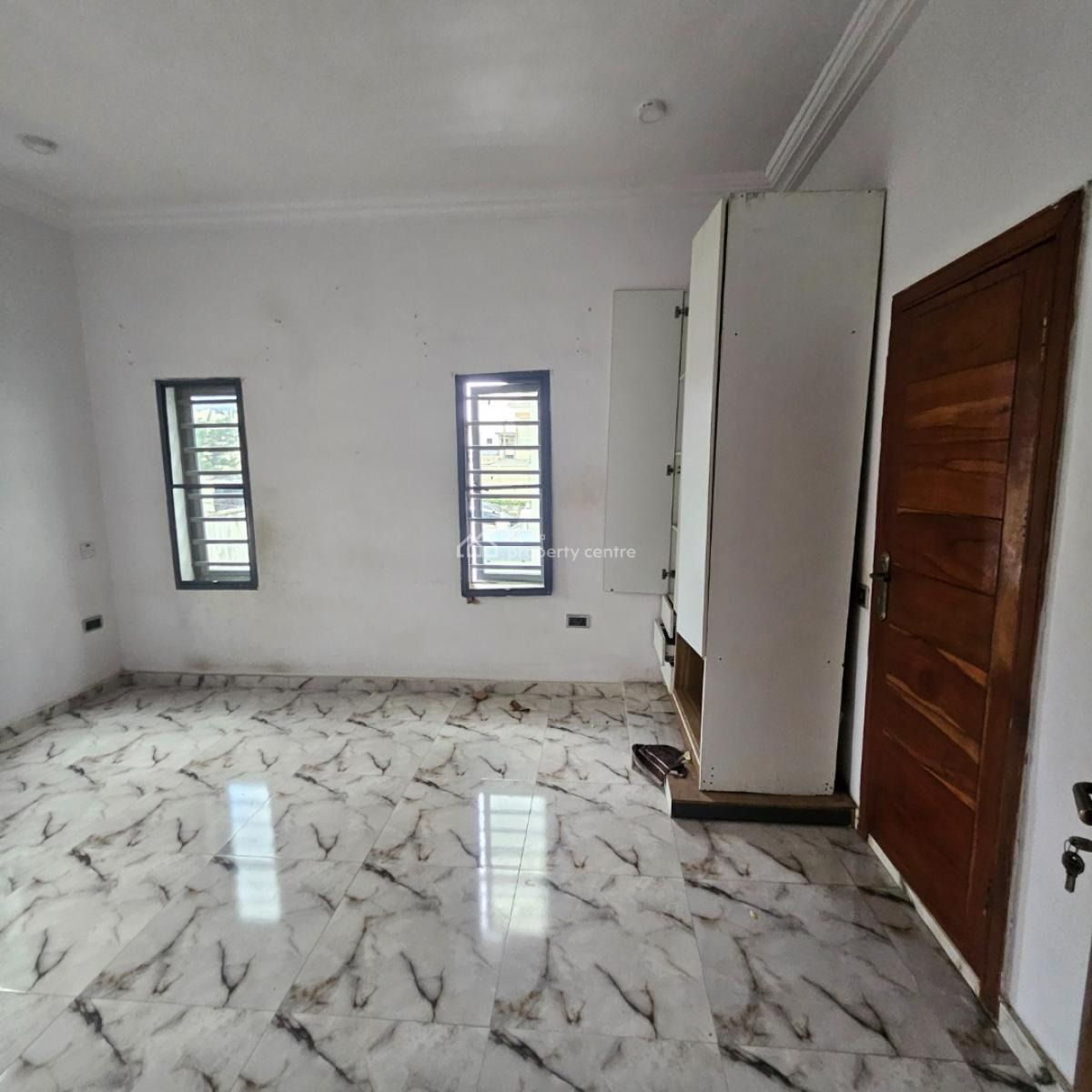 Luxury 5-bedroom Duplex with Vq at Magodo Phase 2 Gra, Gra Phase 2, Magodo, Lagos, Semi-detached Duplex for Rent