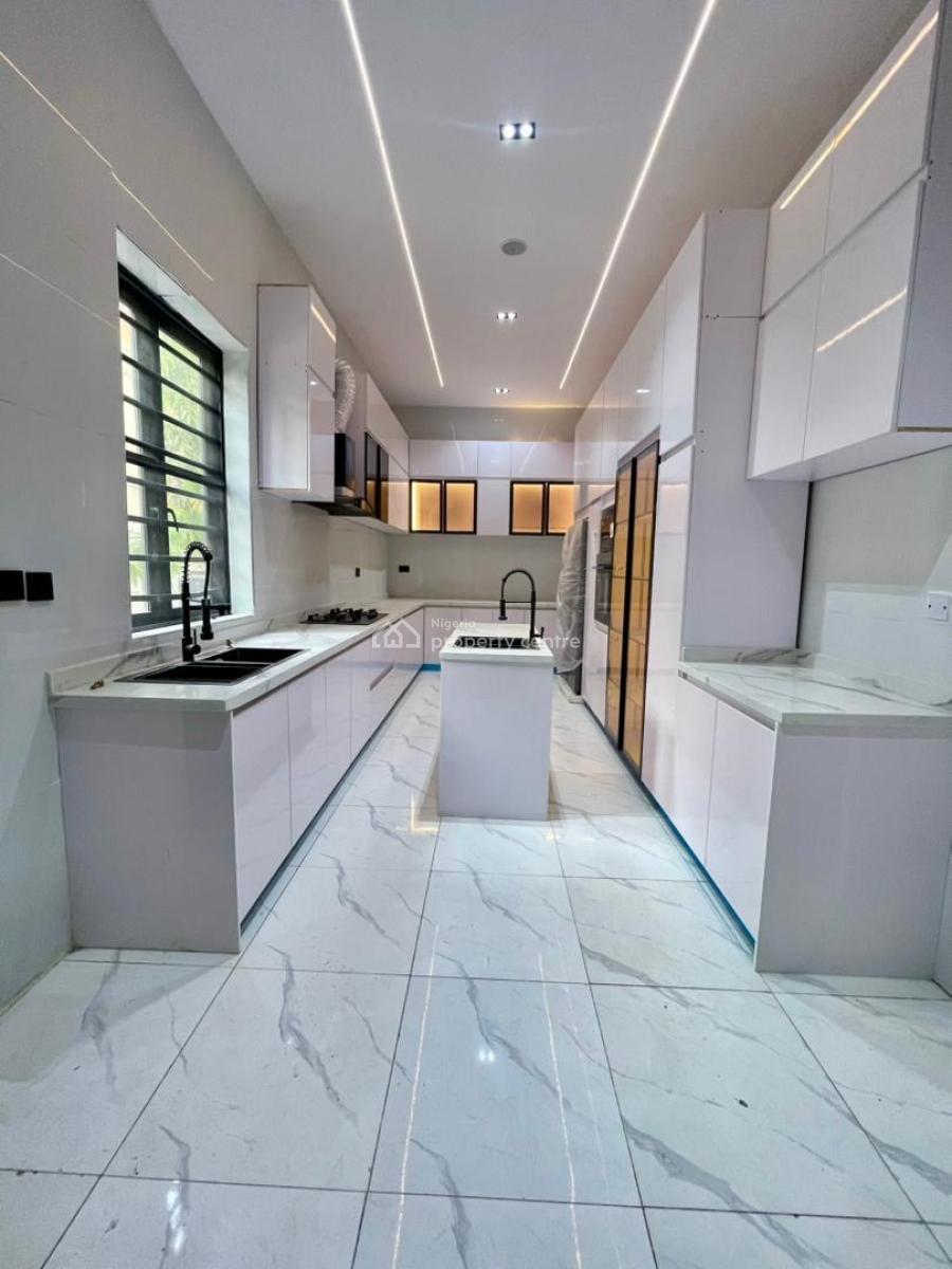 Standard 6bedroom Fully Detached Duplex, Orchid Road, Lekki, Lagos, Detached Duplex for Sale