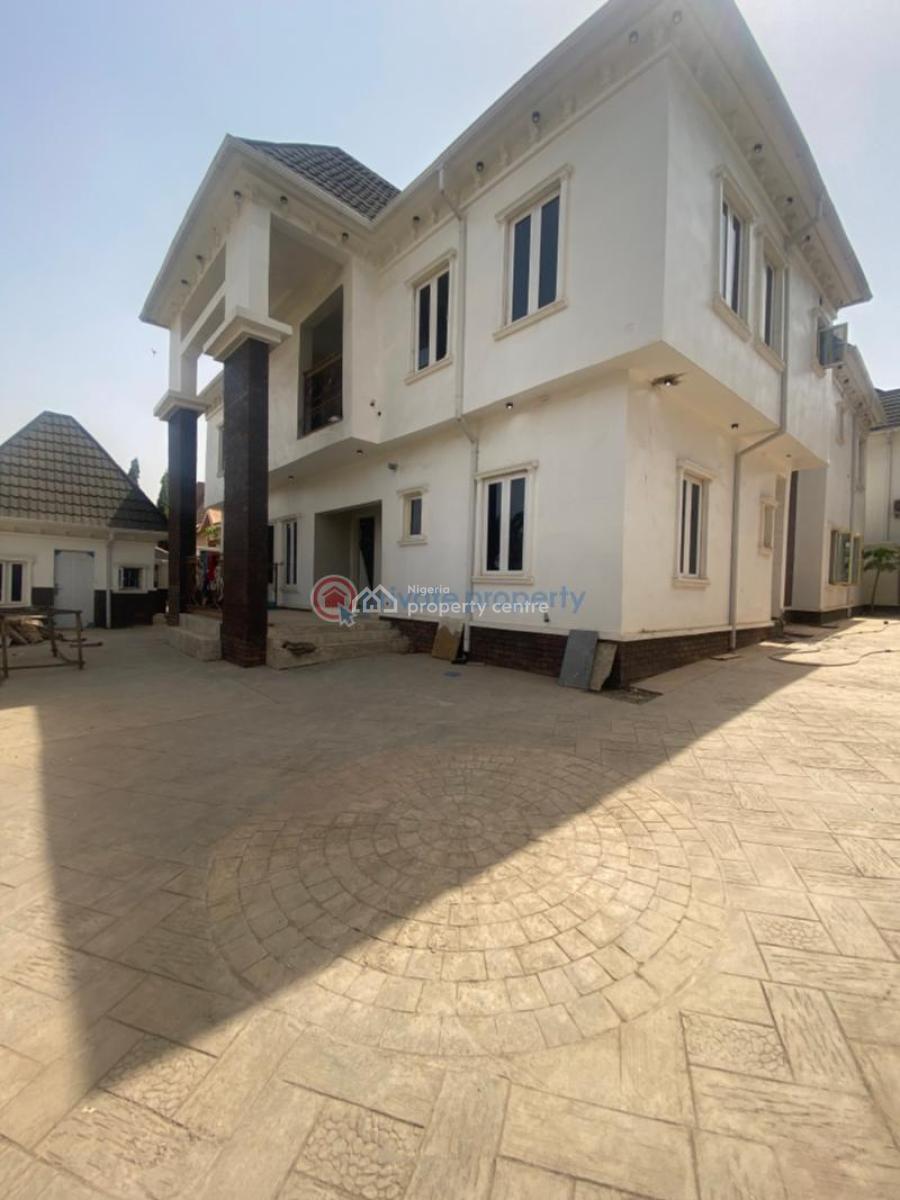 6 Bedroom in a Serene Modern Area, Gwarinpa, Abuja, Detached Duplex for Rent