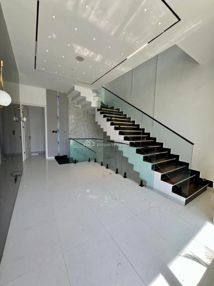 Uniquely Carved Terrace Duplex with a Private Compound and Bq, Lekki Phase 1, Lekki, Lagos, Terraced Duplex for Sale
