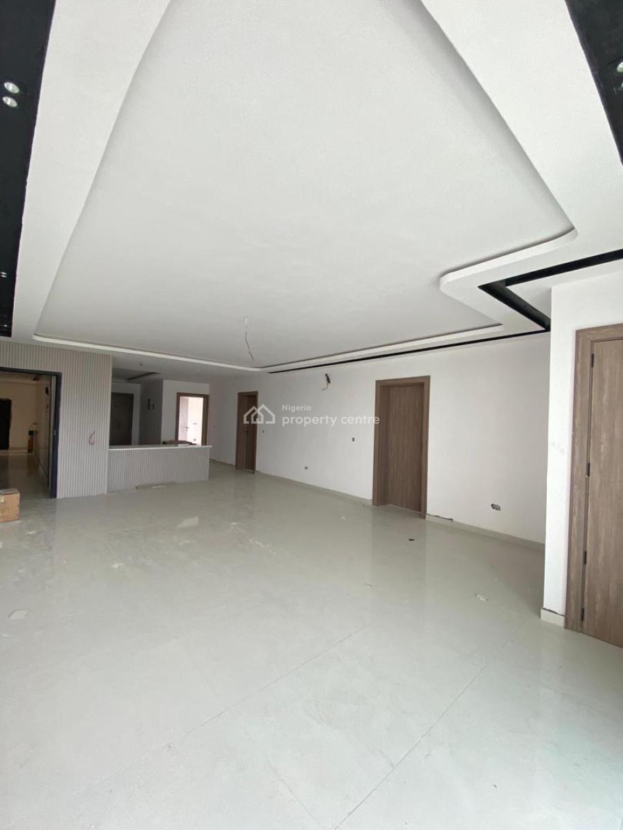 Decently Crafted 2 Bedroom Luxury Apartment, Lekki Phase 1, Lekki, Lagos, Flat / Apartment for Sale