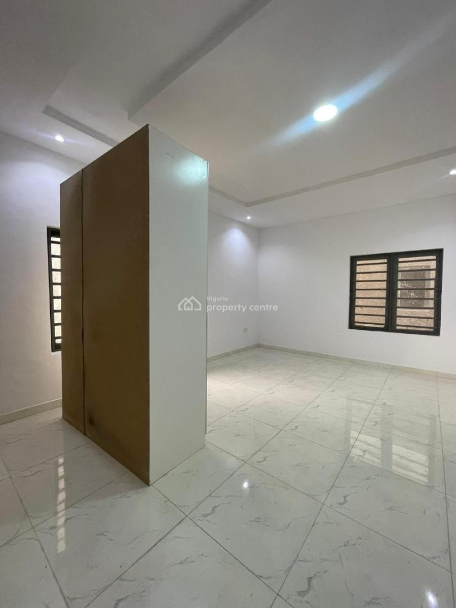 Unique 2 Bedroom Apartment, Lekki Phase 1, Lekki, Lagos, Flat / Apartment for Sale