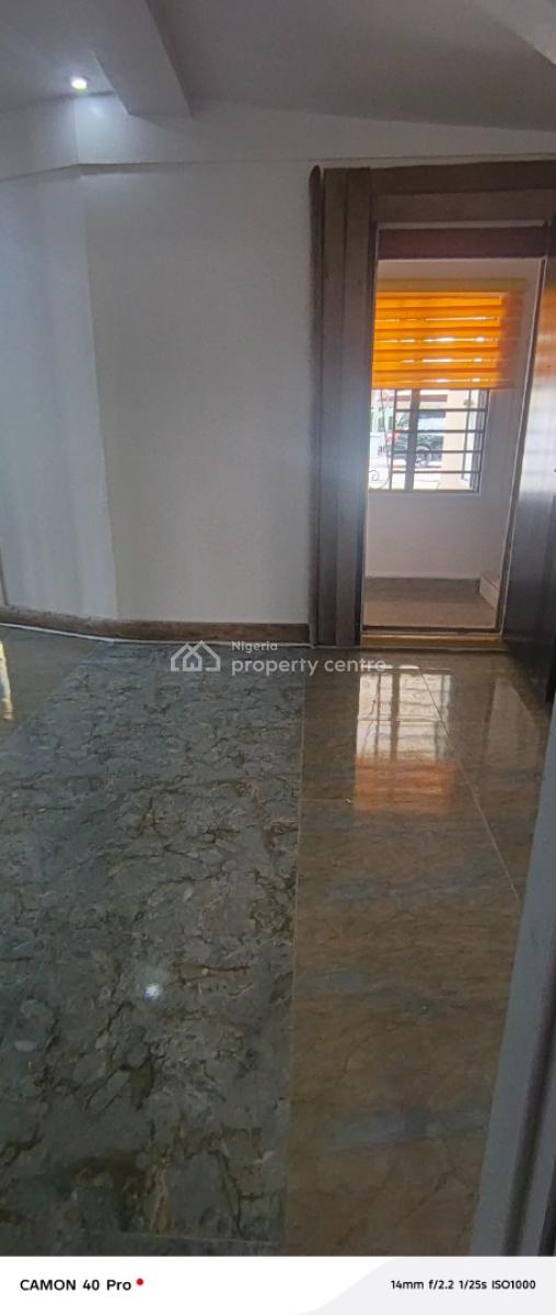 Mini Flat with Visitor Toilet in Chevron Alternative Route, Chevron Alternative Route, Lekki, Lagos, Mini Flat (room and Parlour) for Rent