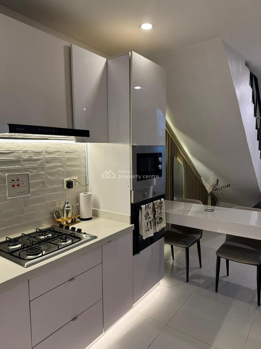 Spaciously Furnished 2 Bedroom Terrace House, Lekki Phase 1, Lekki, Lagos, Terraced Duplex for Sale
