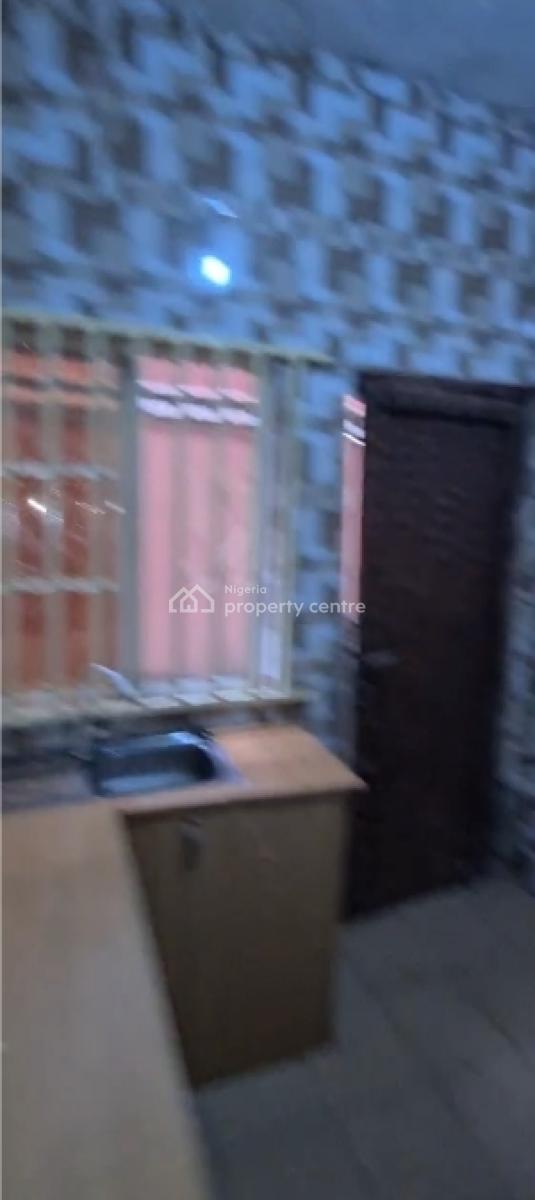 Very Big and Sharp 3 Bedroom Flat, Close to Berger Bus Stop, Ojodu Berger, Ojodu, Lagos, Flat / Apartment for Rent