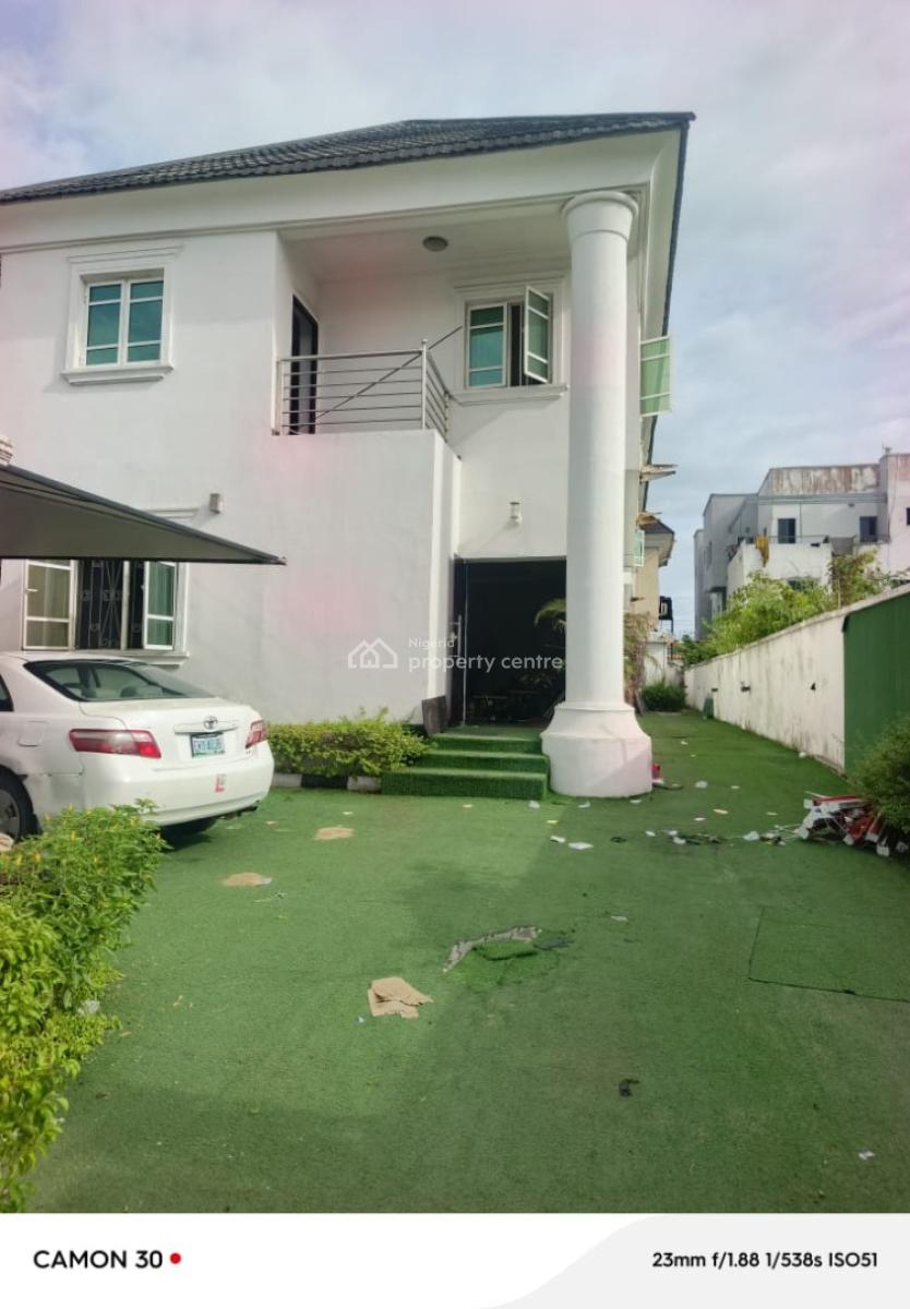 *6 Bedroom Fully Detached Duplex with Two Boys Quarters, Lekki Phase 1, Lekki, Lagos, Detached Duplex for Rent