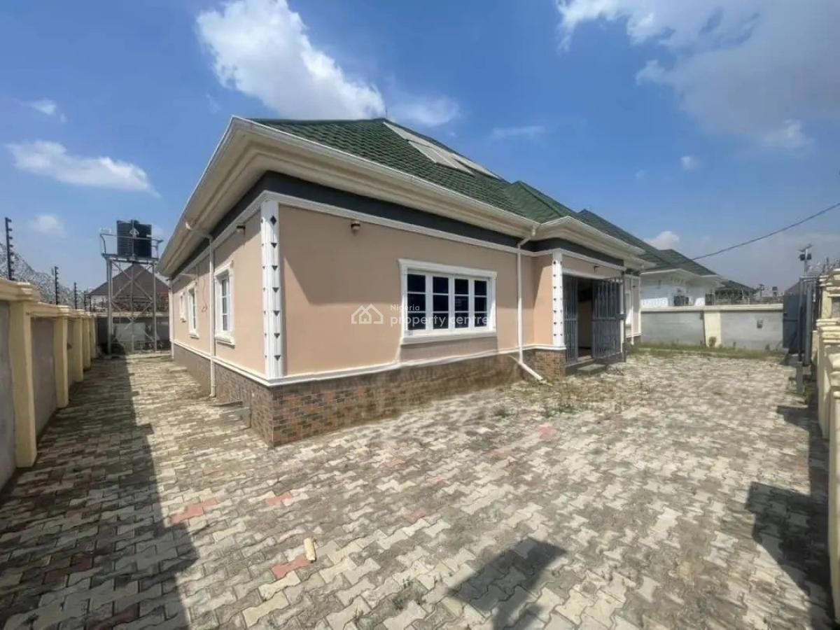 Luxury 4 Bedroom Bungalow with Excellent Facilities in Lugbe -abuja, Lugbe District. Abuja - Nigeria., Lugbe District, Abuja, Detached Bungalow for Sale
