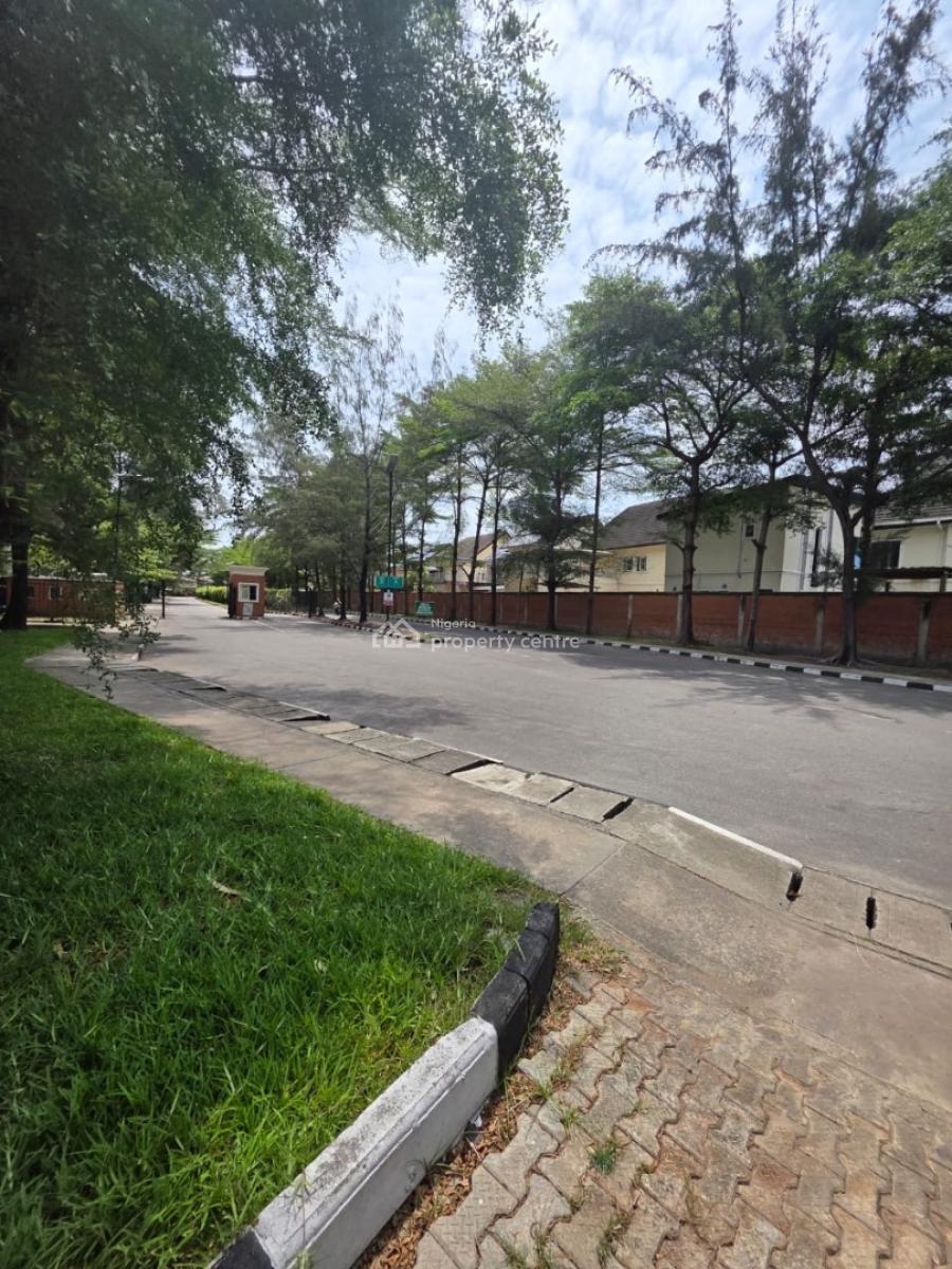 Primed 1400sqm Residential Plot for Apartment/hotel Or Terraces, Carlton Gate Chevron, Lekki, Lagos, Mixed-use Land for Sale