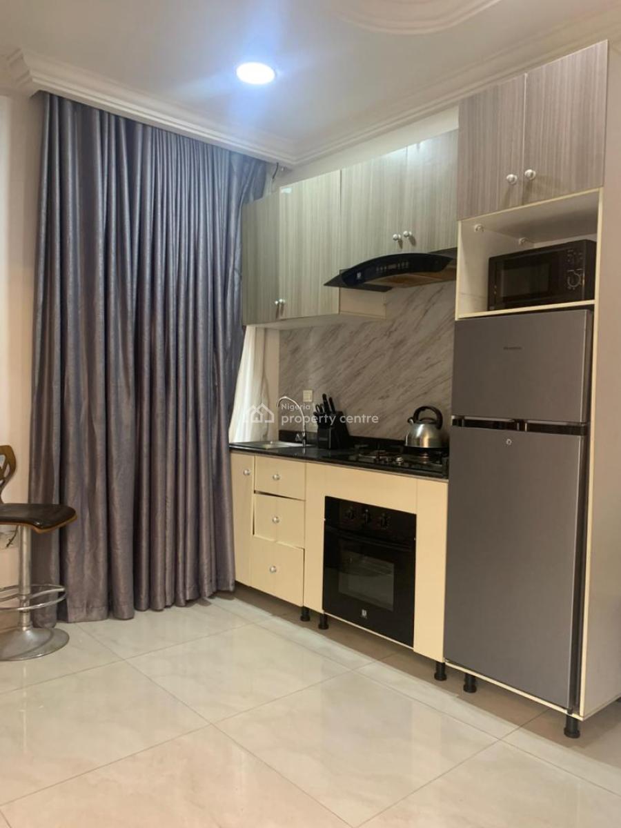 Fully Furnished Serviced 2 Bedroom Apartment in a Gated Estate, Lekki Phase 1, Lekki, Lagos, Flat / Apartment for Rent