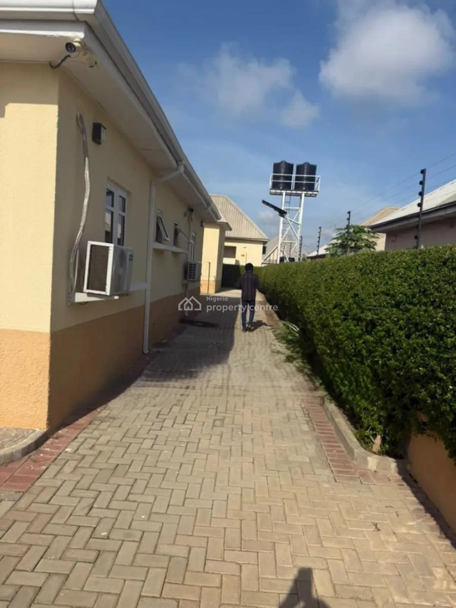 Luxury 3 Bedroom Bungalow with Excellent Facilities in Lugbe -abuja, Lugbe District. Abuja - Nigeria., Lugbe District, Abuja, Detached Bungalow for Sale
