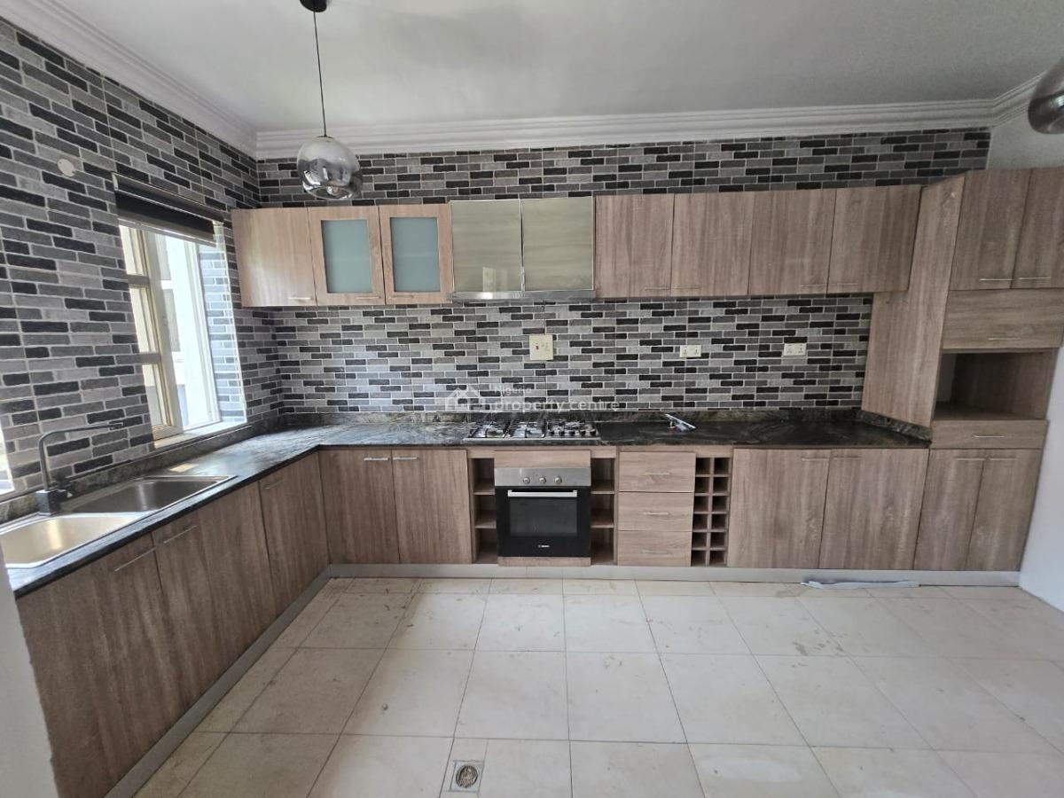 Standard 4bedroom Terrace with Mini Flat on Ground Floor, Oniru, Victoria Island (vi), Lagos, Terraced Duplex for Rent