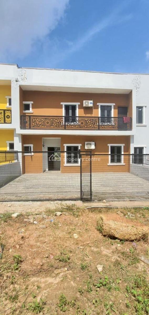 Well Finished 4 Bedroom Terrace Duplex + Bq, Gwarinpa, Abuja, Terraced Duplex for Sale