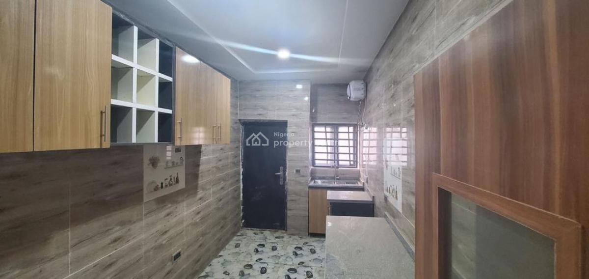 Well Finished 4 Bedroom Terrace Duplex + Bq, Gwarinpa, Abuja, Terraced Duplex for Sale