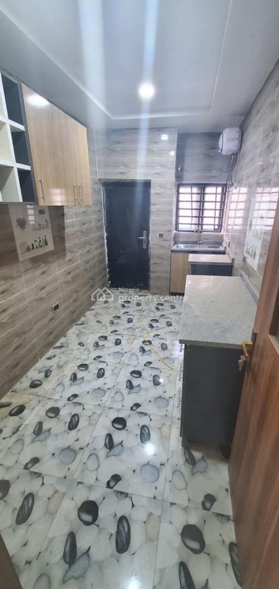 Well Finished 4 Bedroom Terrace Duplex + Bq, Gwarinpa, Abuja, Terraced Duplex for Sale