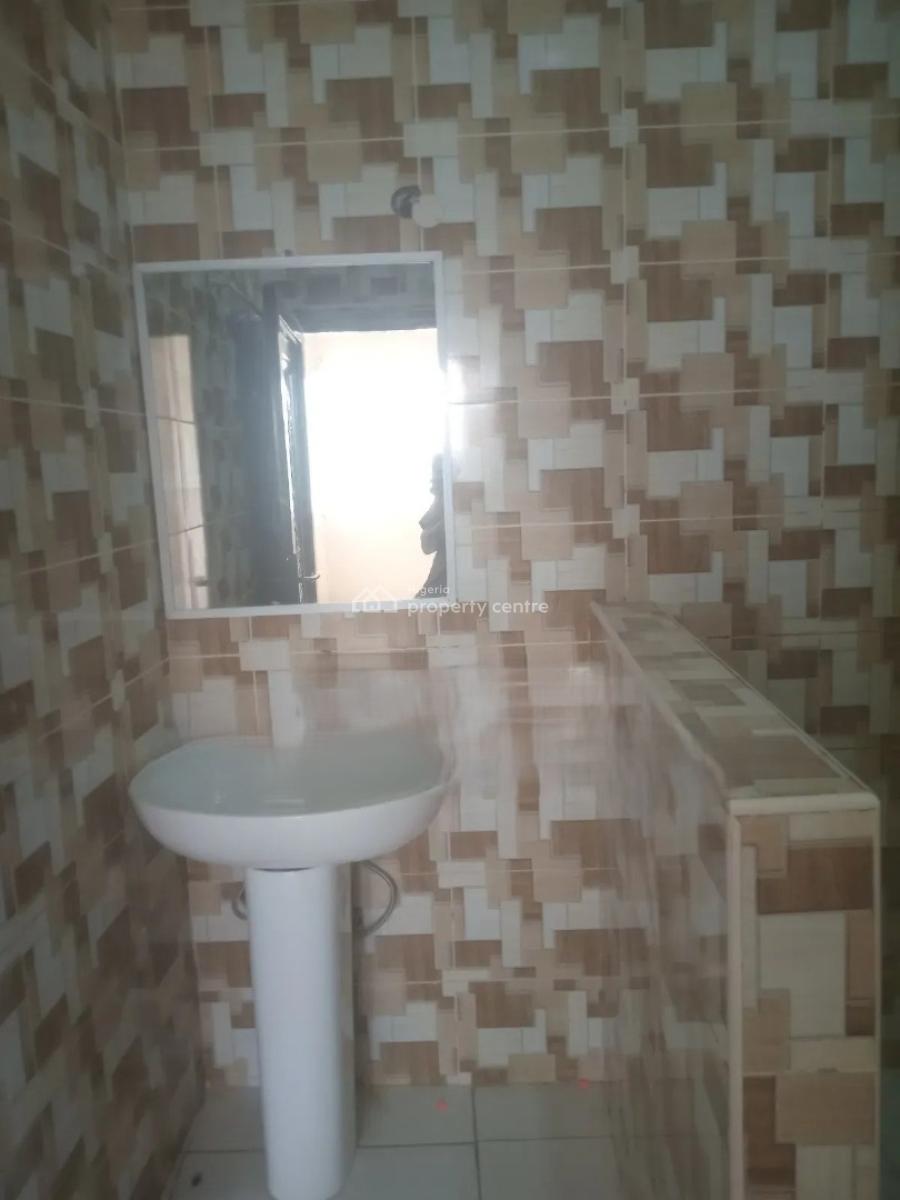Luxury 3 Bedroom Bungalow with Excellent Facilities in Lugbe -abuja, Lugbe District. Abuja - Nigeria., Lugbe District, Abuja, Detached Bungalow for Sale