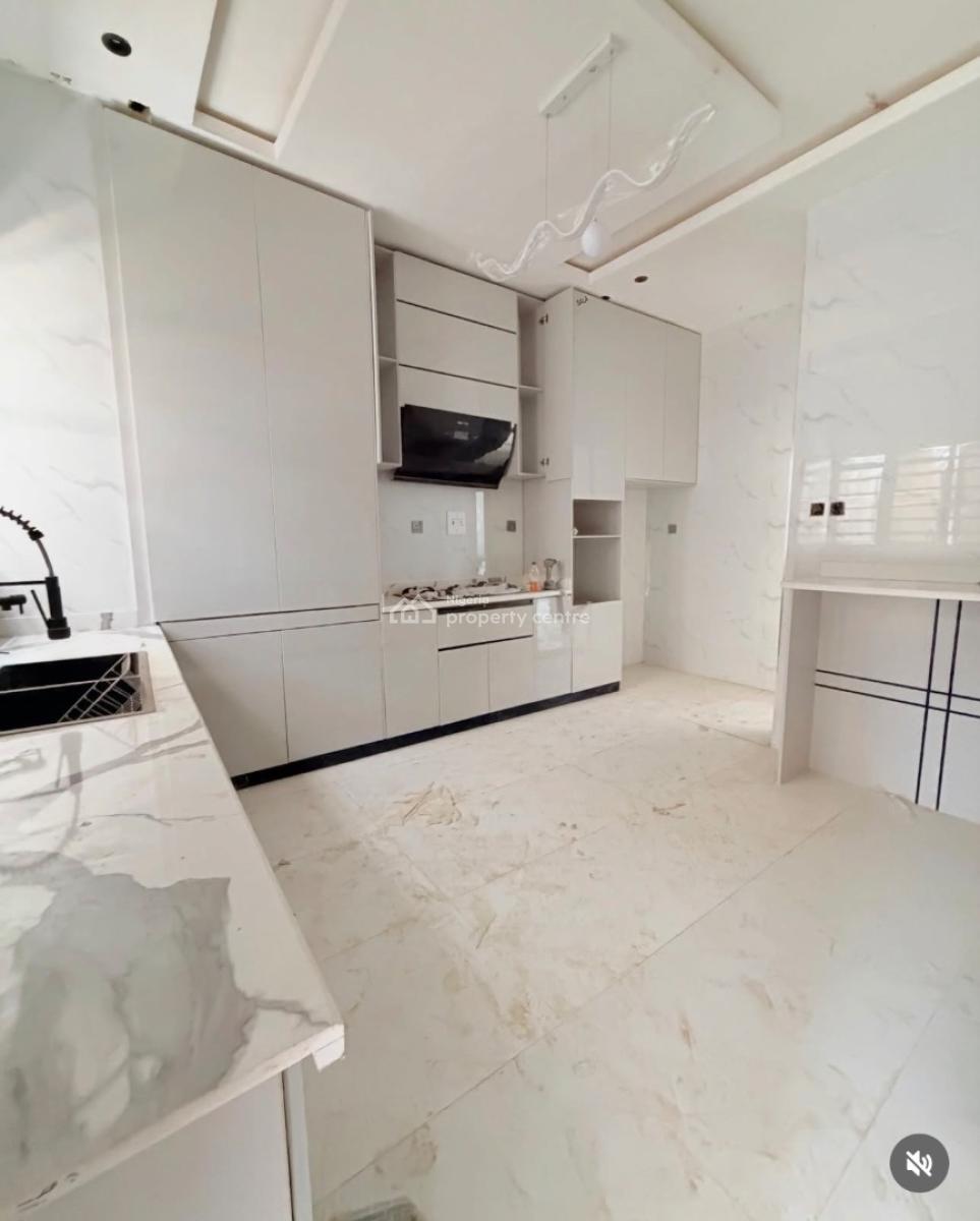 Lovely Built 3 Bedroom Apartment in a Call to Access and Gated Estate, Maryland, Lagos, Block of Flats for Sale