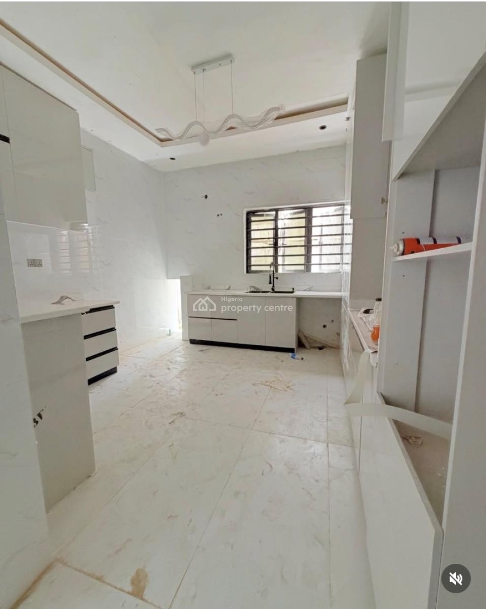 Lovely Built 3 Bedroom Apartment in a Call to Access and Gated Estate, Maryland, Lagos, Block of Flats for Sale