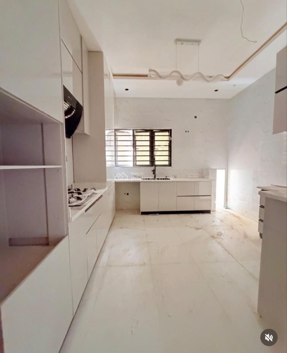 Lovely Built 3 Bedroom Apartment in a Call to Access and Gated Estate, Maryland, Lagos, Block of Flats for Sale