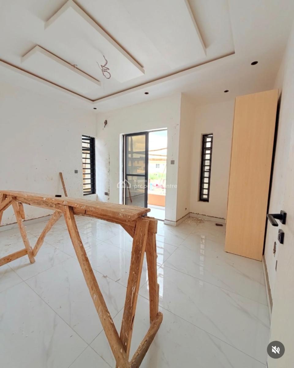 Lovely Built 3 Bedroom Apartment in a Call to Access and Gated Estate, Maryland, Lagos, Block of Flats for Sale