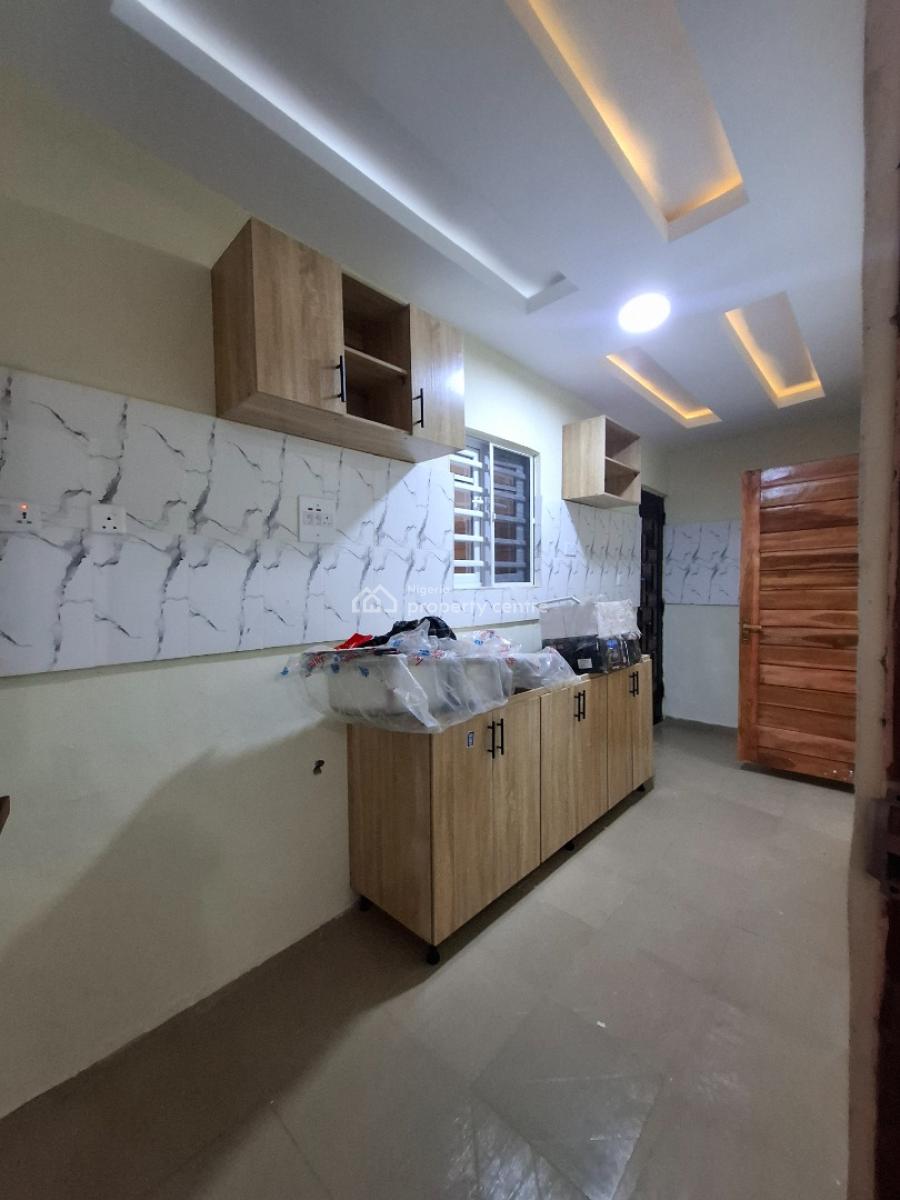 3bedroom Flat Apartment Bungalow, Oba Palace Isiwu, Isiu, Ikorodu, Lagos, Detached Bungalow for Rent