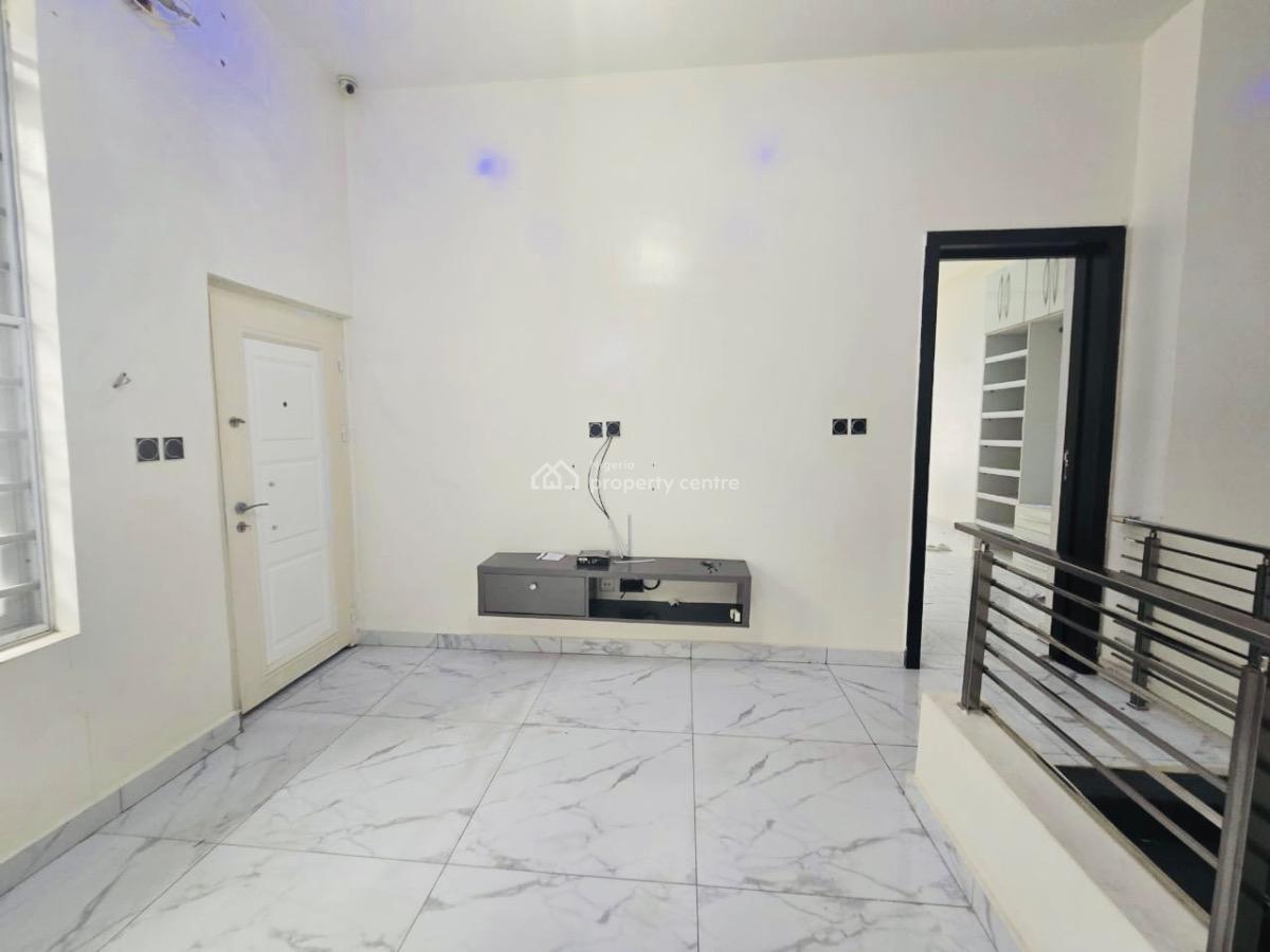 Exquisite 4 Bedroom Semi Detached Duplex with Bq and Security House, Chevron Lekki, Lekki, Lagos, Semi-detached Duplex for Rent