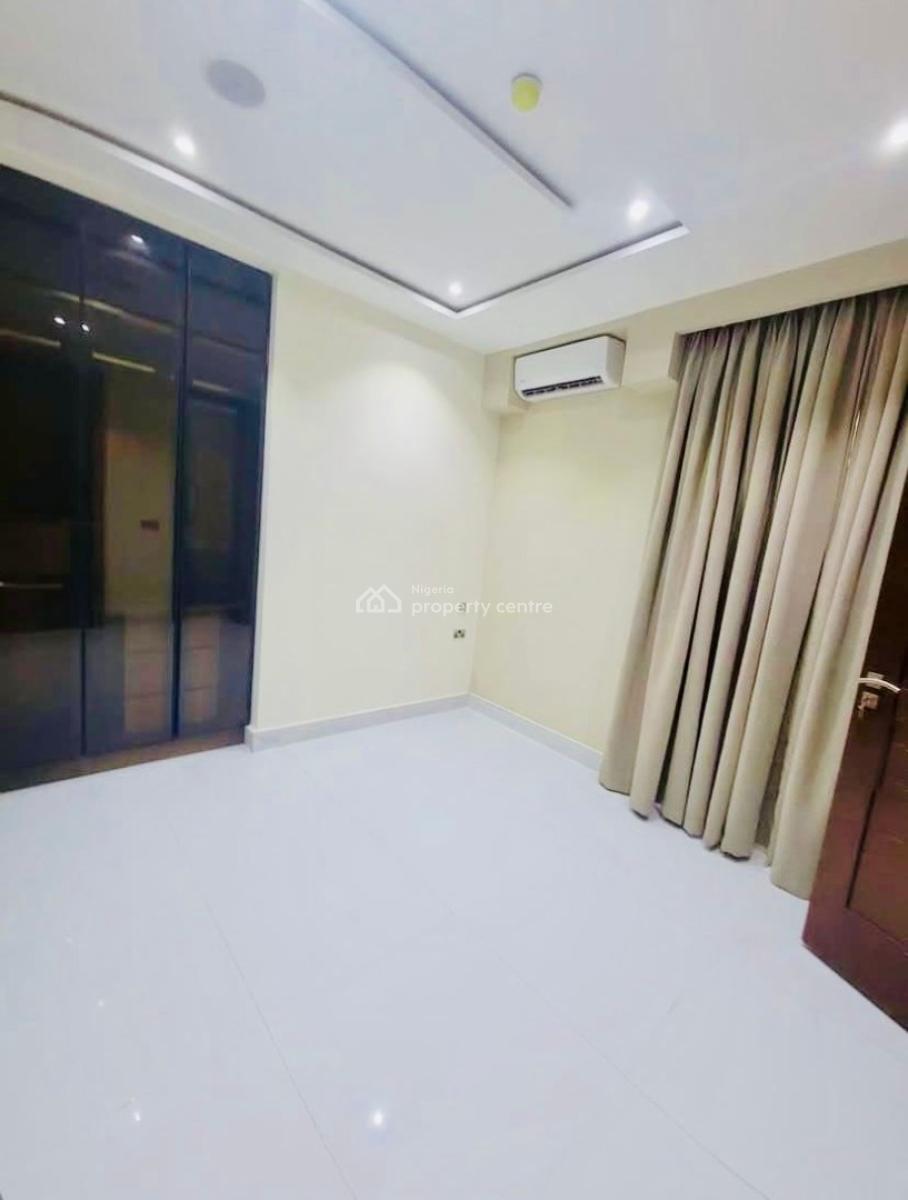 Beautiful 3 Bedroom Apartment with Swimming Pool, Gym and Bq, Ikoyi, Lagos, Flat / Apartment for Rent