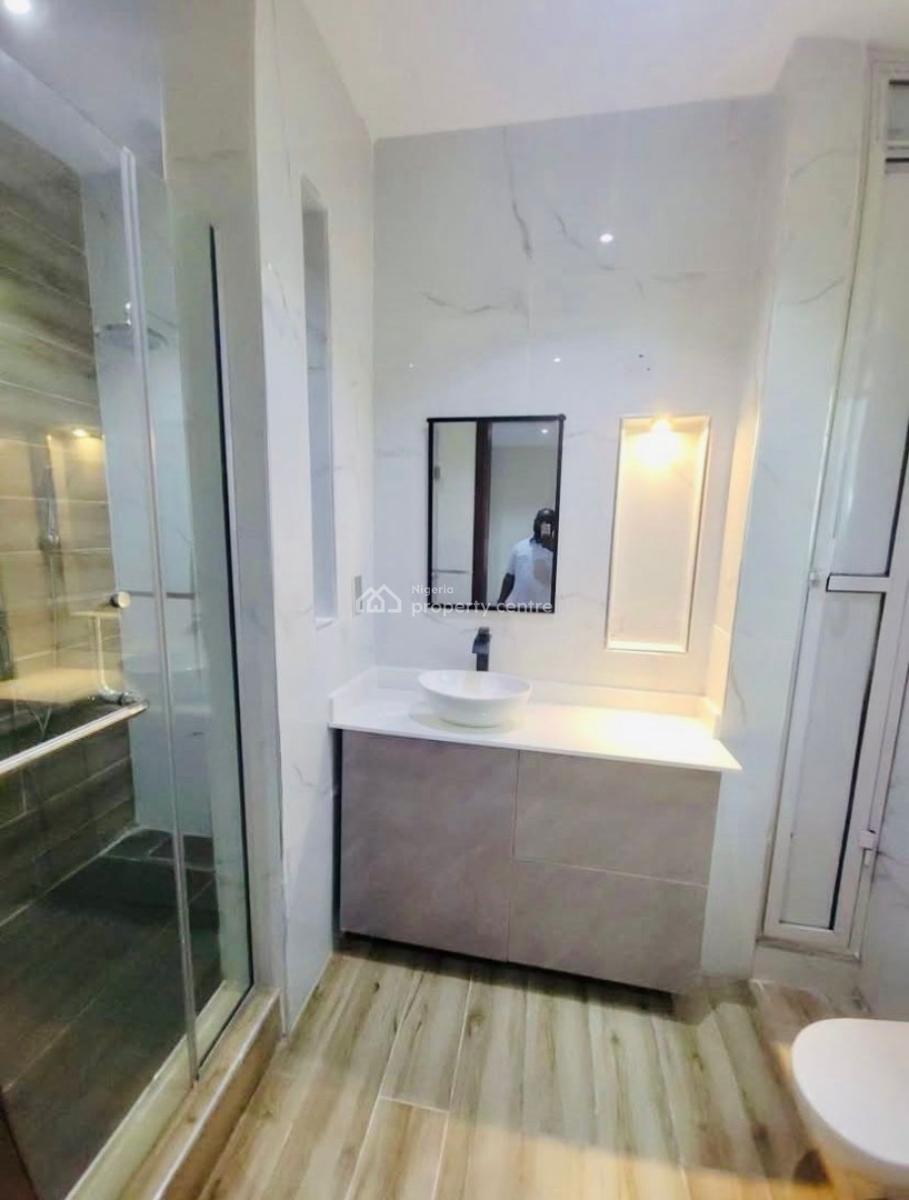Beautiful 3 Bedroom Apartment with Swimming Pool, Gym and Bq, Ikoyi, Lagos, Flat / Apartment for Rent
