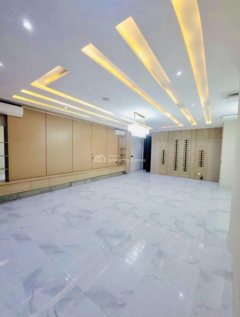 Beautiful 3 Bedroom Apartment with Swimming Pool, Gym and Bq, Ikoyi, Lagos, Flat / Apartment for Rent