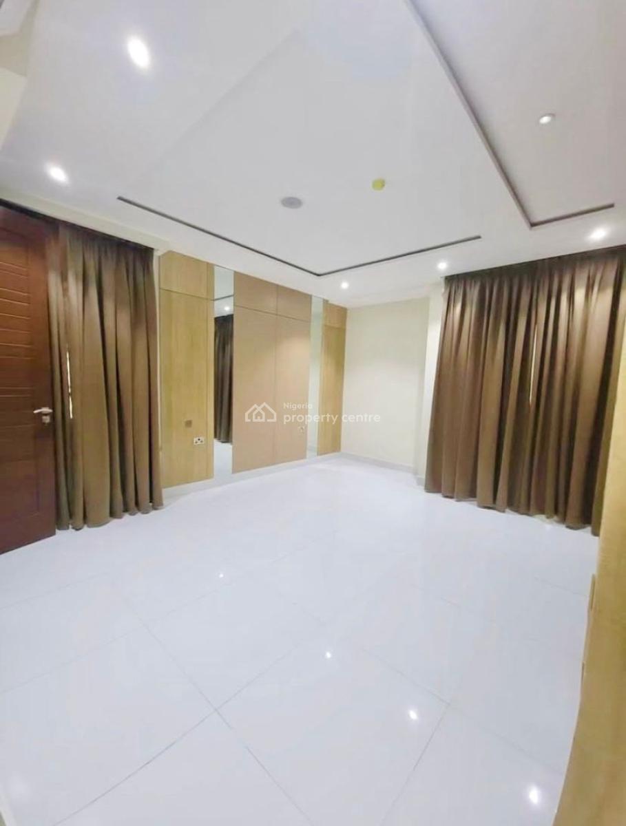 Beautiful 3 Bedroom Apartment with Swimming Pool, Gym and Bq, Ikoyi, Lagos, Flat / Apartment for Rent