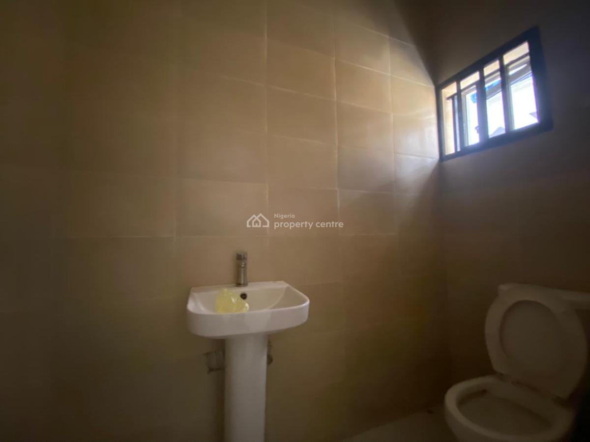 2bedrooms Apartment, Ajah, Lagos, Flat / Apartment for Rent